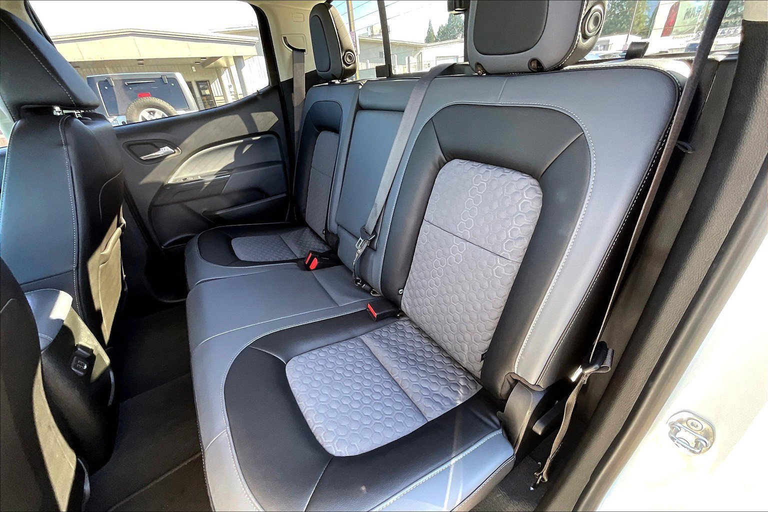 Used 2022 Chevrolet Colorado Z71 image 25