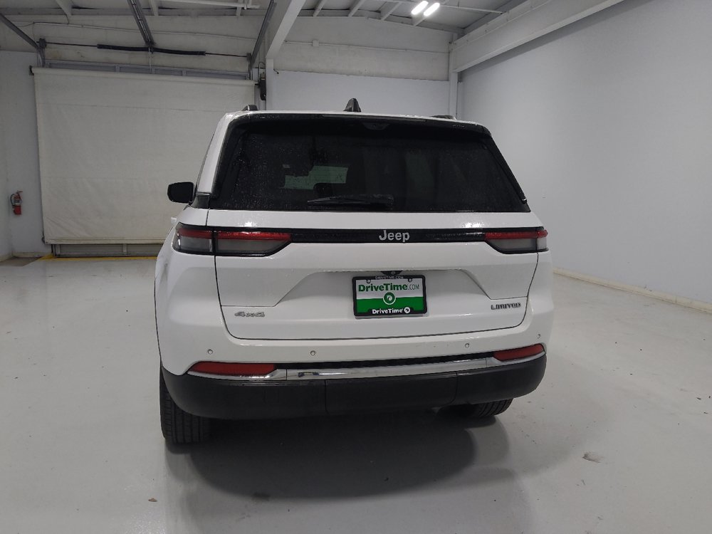 Used 2023 Jeep Grand Cherokee Limited w/ Luxury Tech Group II AWD/4WD image 6