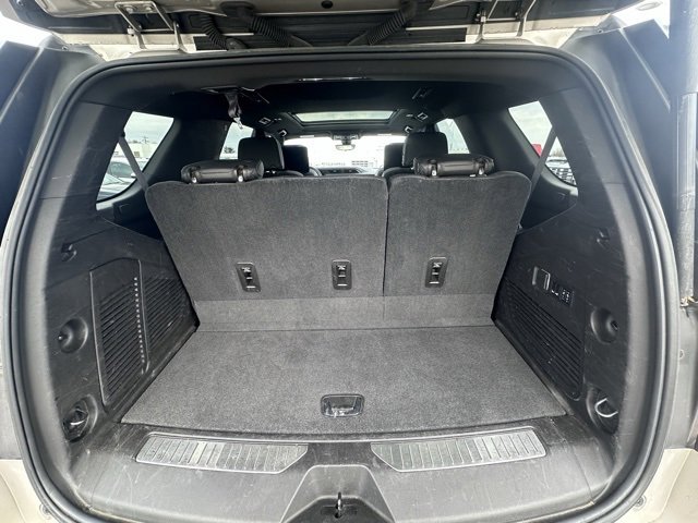 Used 2021 GMC Yukon Denali w/ Denali Ultimate Package image 14