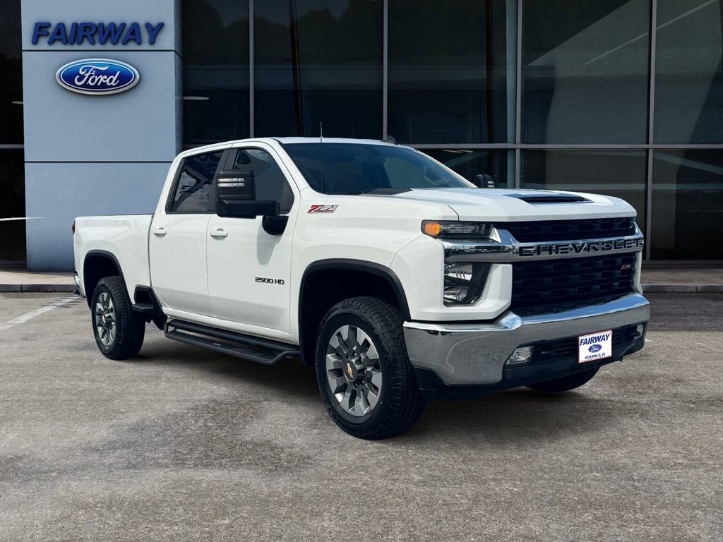 Used 2022 Chevrolet Silverado 2500 LT w/ Convenience Package image 3