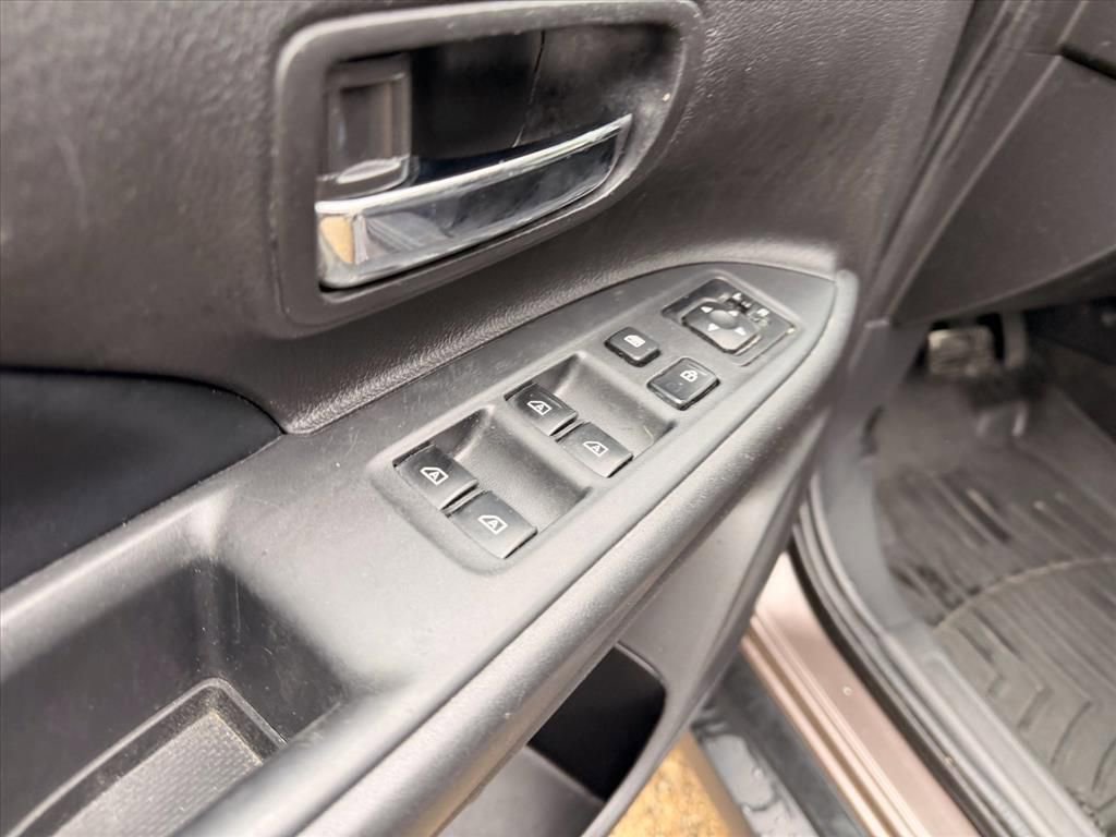Used 2019 Mitsubishi Outlander AWD image 26