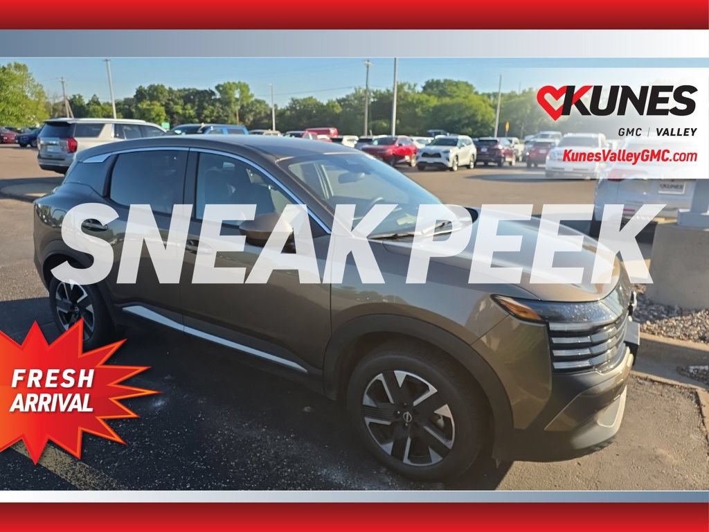 Used 2025 Nissan Kicks SV AWD/4WD video 1