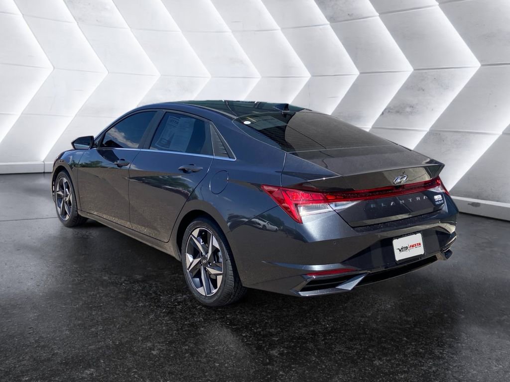 Used 2023 Hyundai Elantra Limited FWD image 6