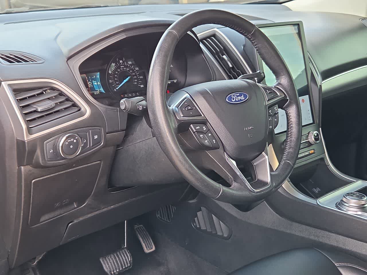 Used 2022 Ford Edge SEL image 10