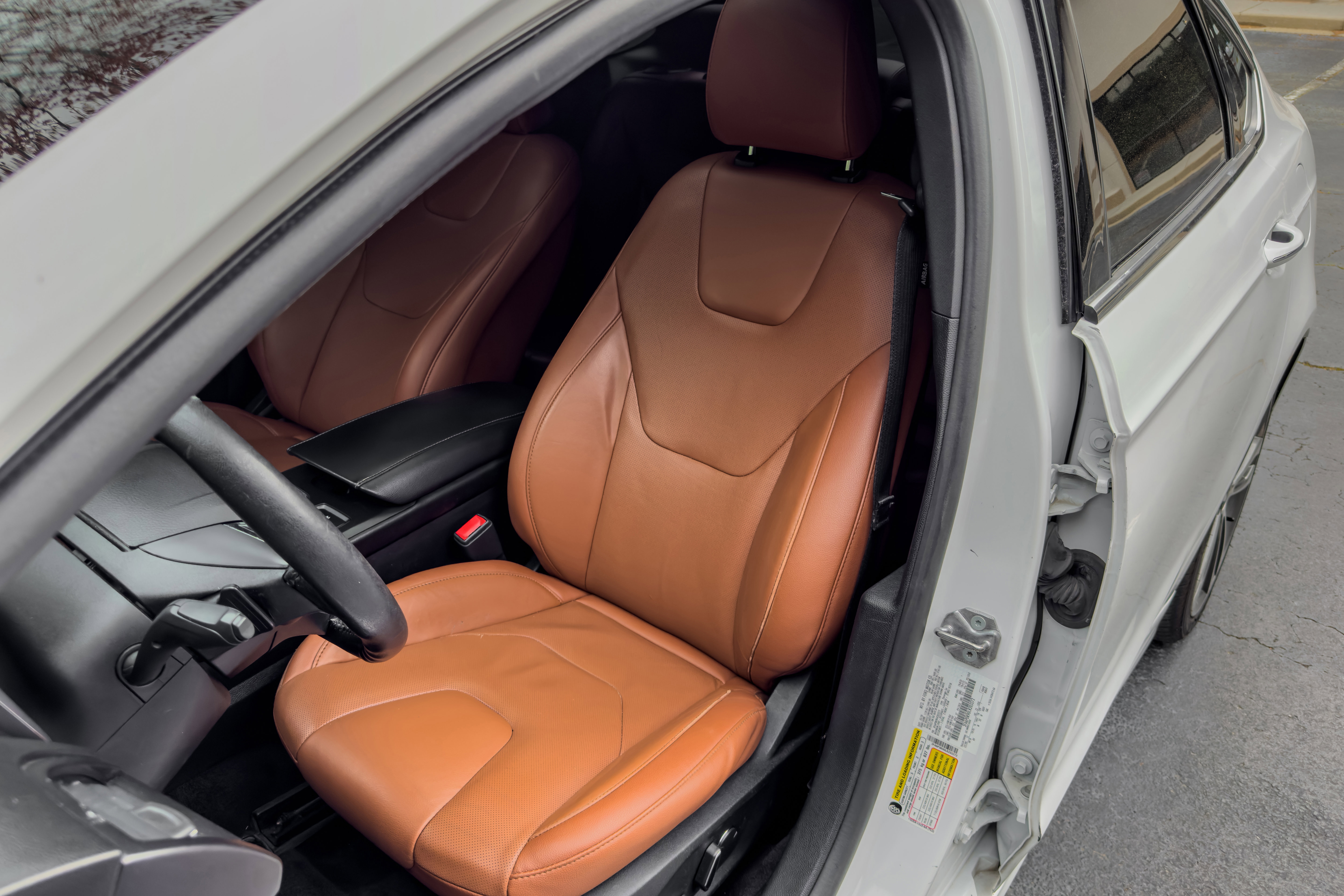 Used 2020 Ford Fusion Titanium image 13