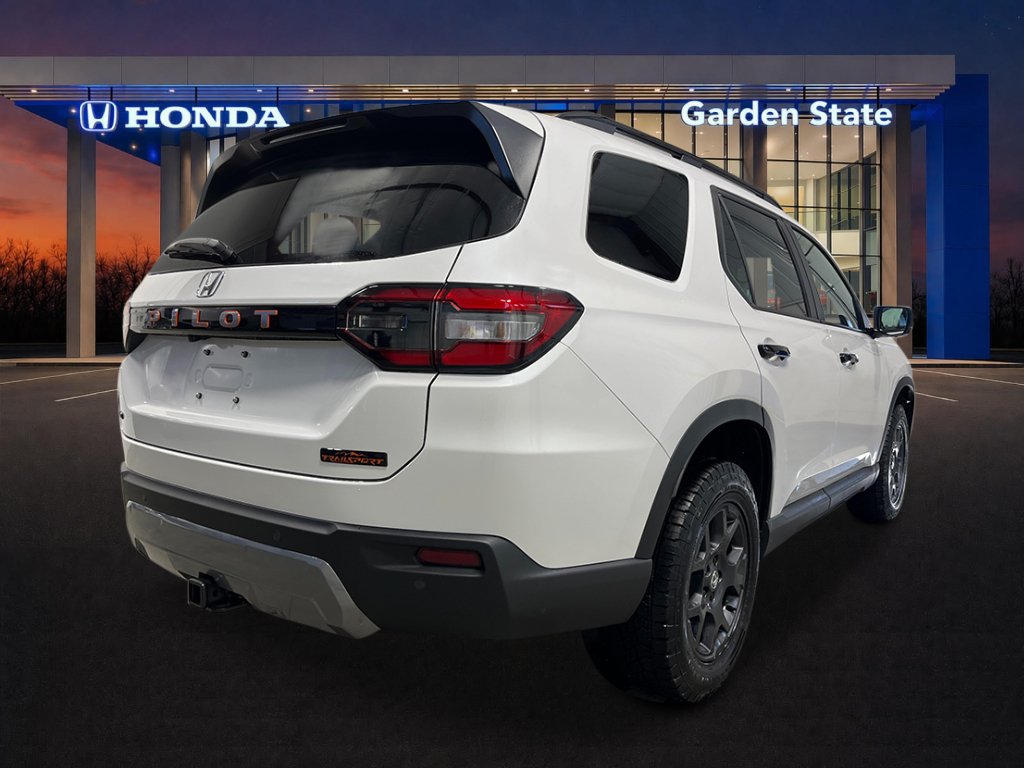 New 2026 Honda Pilot TrailSport image 5