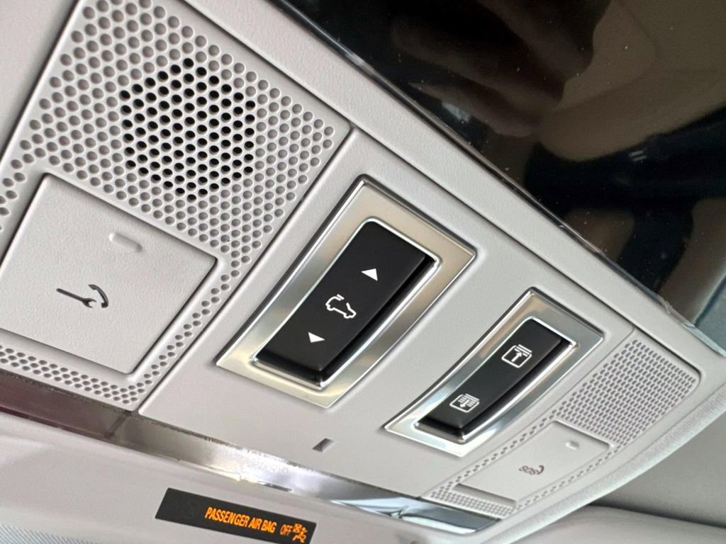 New 2026 Land Rover Defender 110 S AWD/4WD image 25