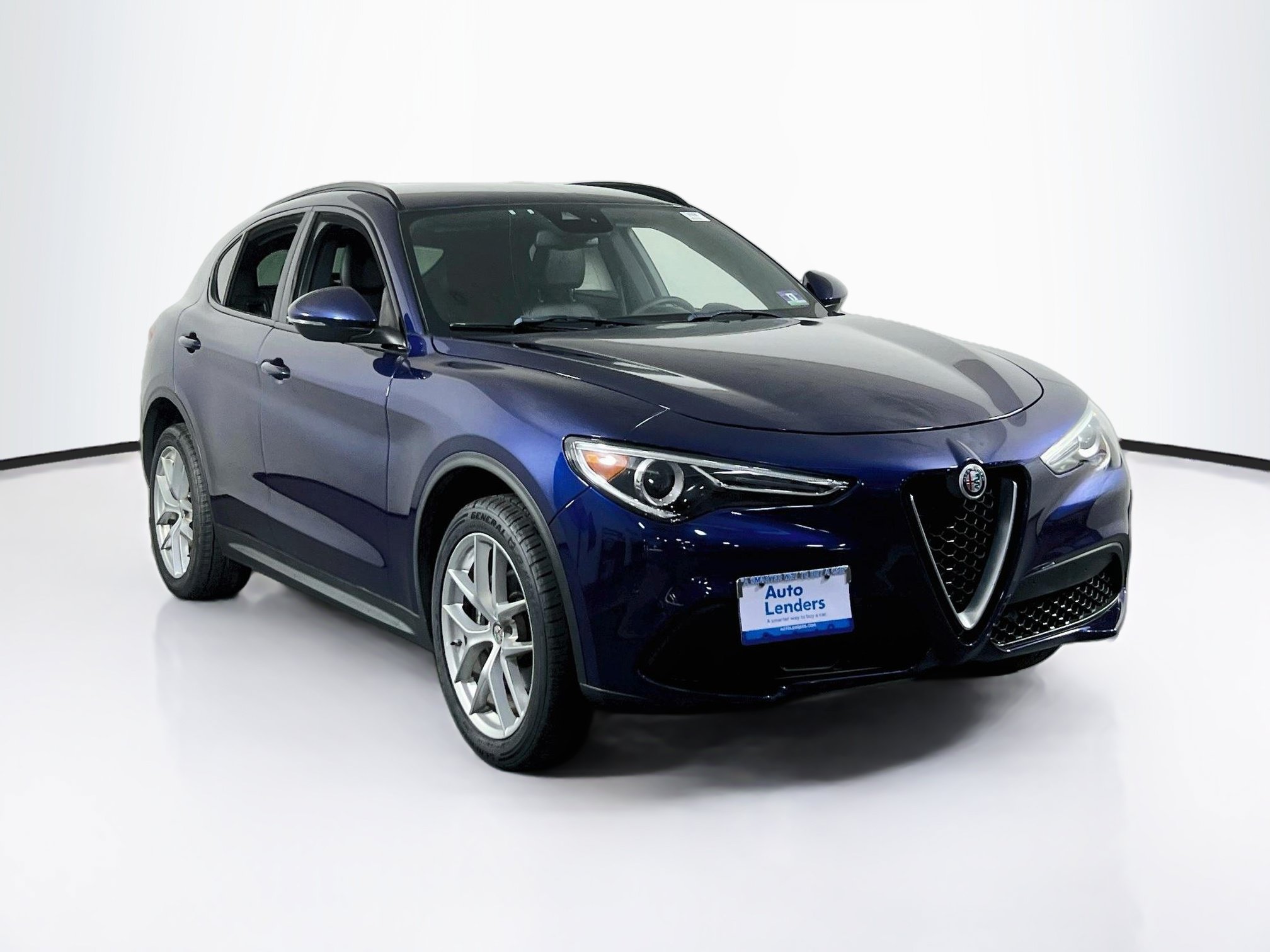 Used 2018 Alfa Romeo Stelvio Ti Sport AWD/4WD image 3