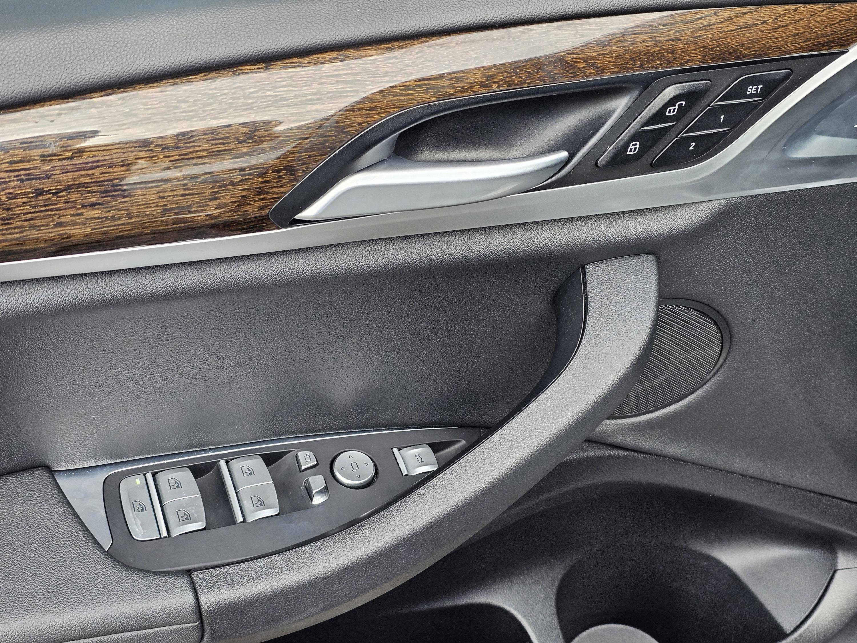 Used 2020 BMW X3 xDrive30i w/ Premium Package image 15