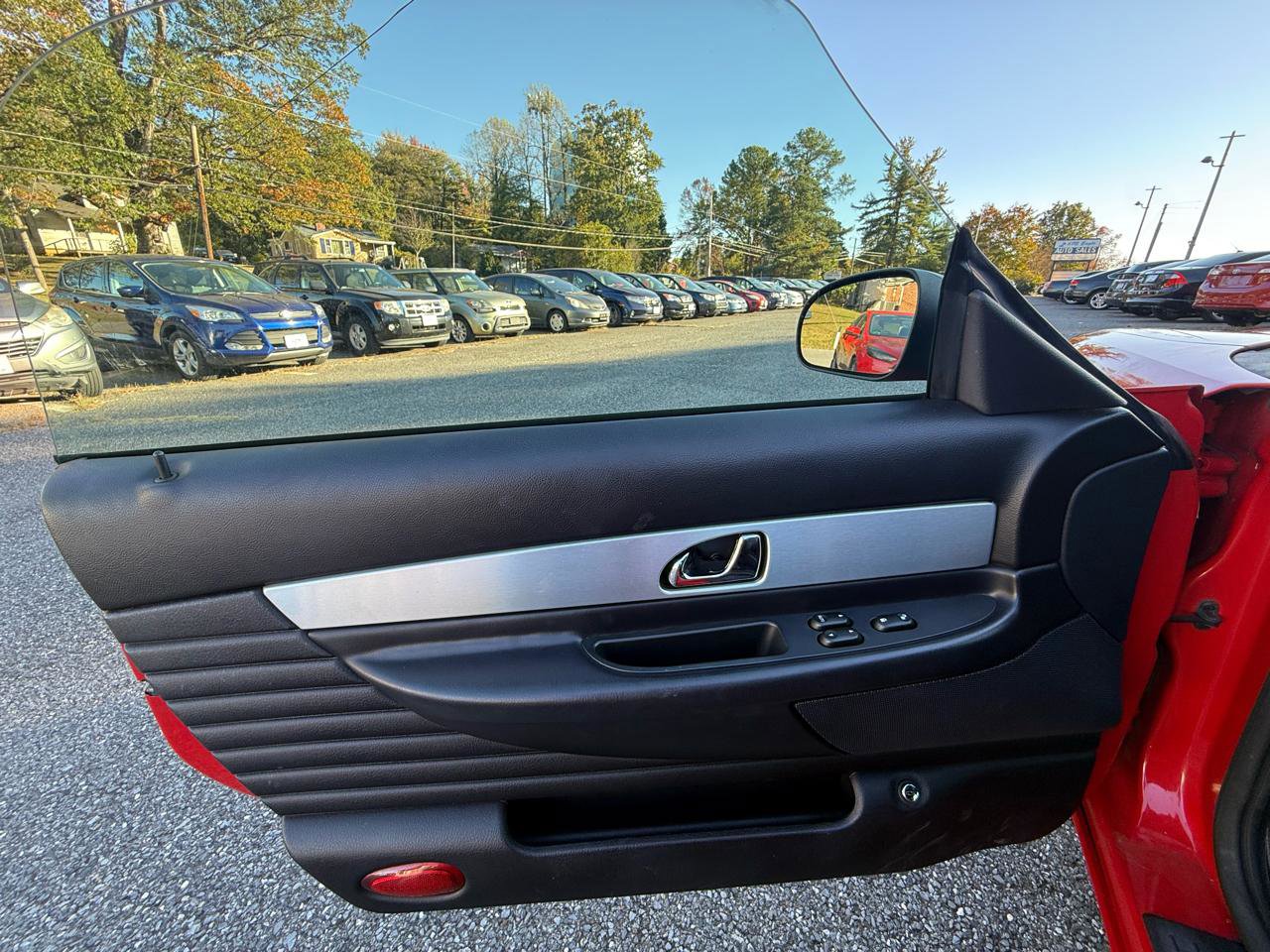 Used 2003 Ford Thunderbird Deluxe image 19