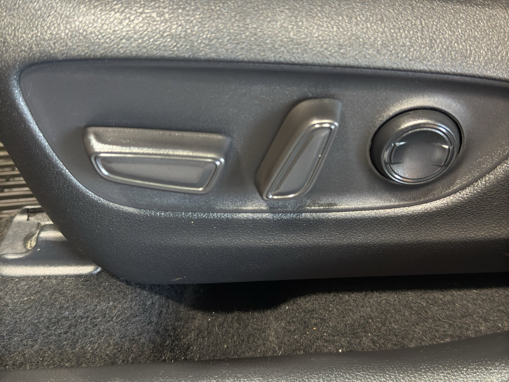 Used 2024 Toyota RAV4 Limited w/ Advanced Technology Package image 16