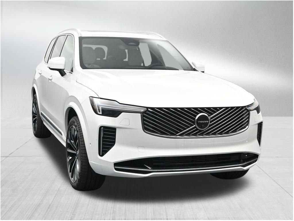 New 2026 Volvo XC90 T8 Plus AWD/4WD image 7