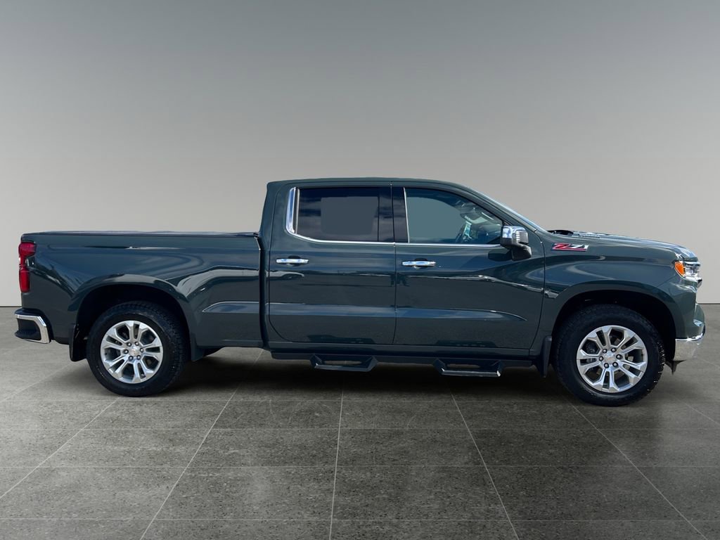 Used 2025 Chevrolet Silverado 1500 LTZ w/ LTZ Premium Package AWD/4WD image 8
