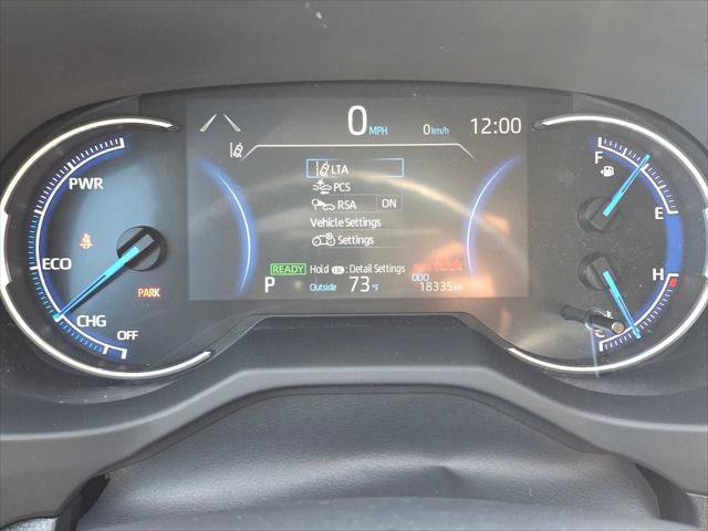 Used 2025 Toyota RAV4 LE AWD/4WD image 24