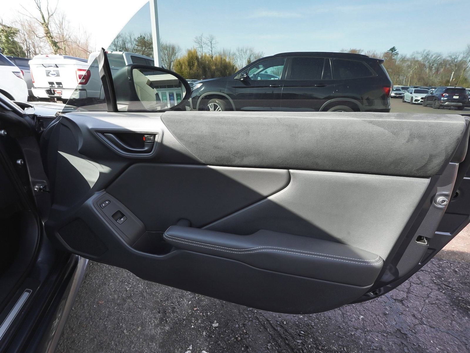 Used 2025 Toyota GR86 Premium image 11
