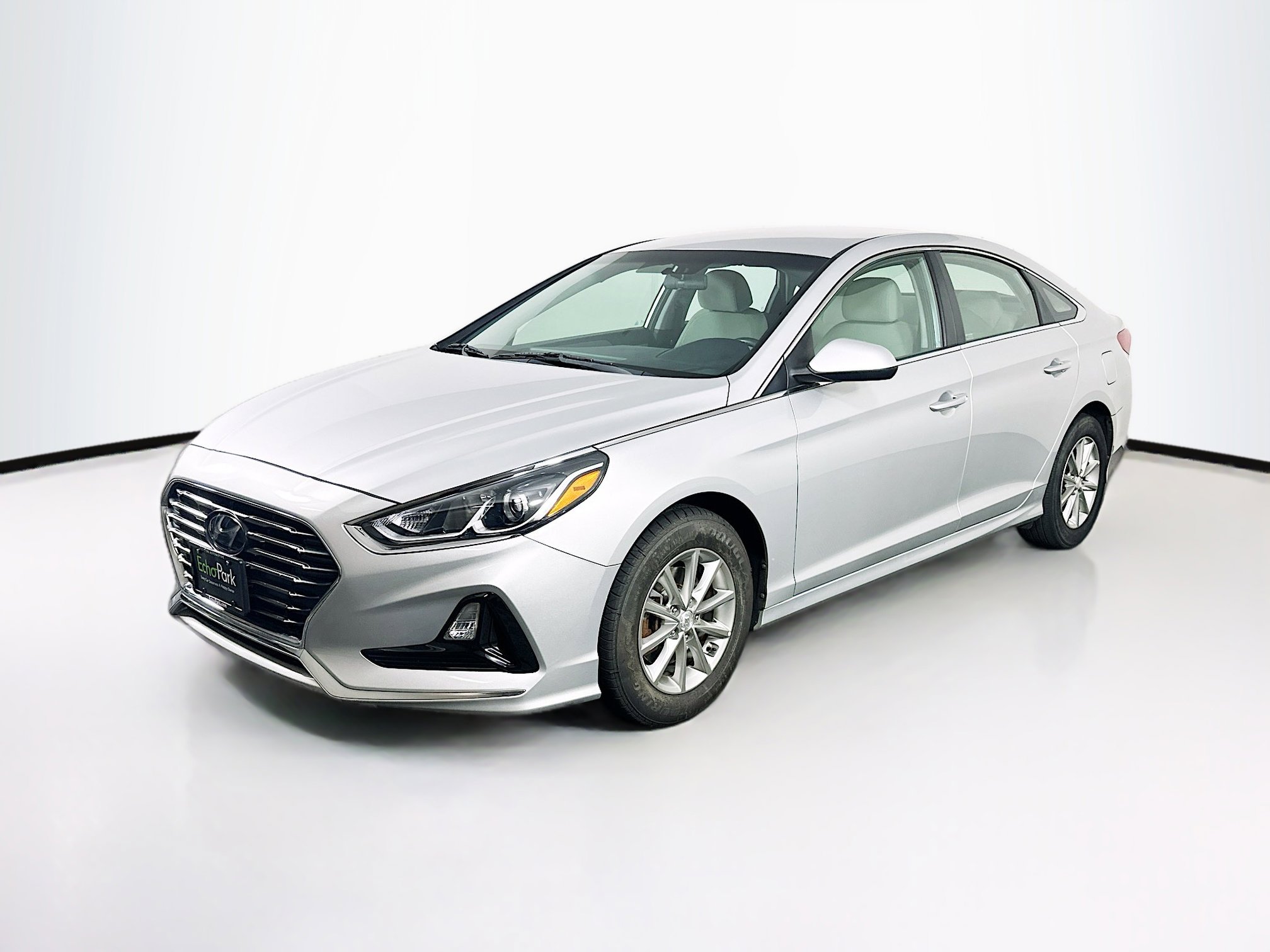 Used 2018 Hyundai Sonata SE FWD image 3