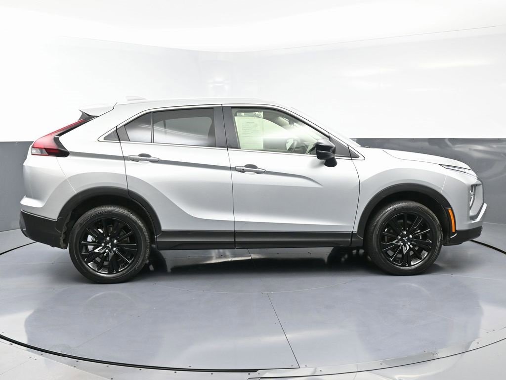Used 2025 Mitsubishi Eclipse Cross LE image 8