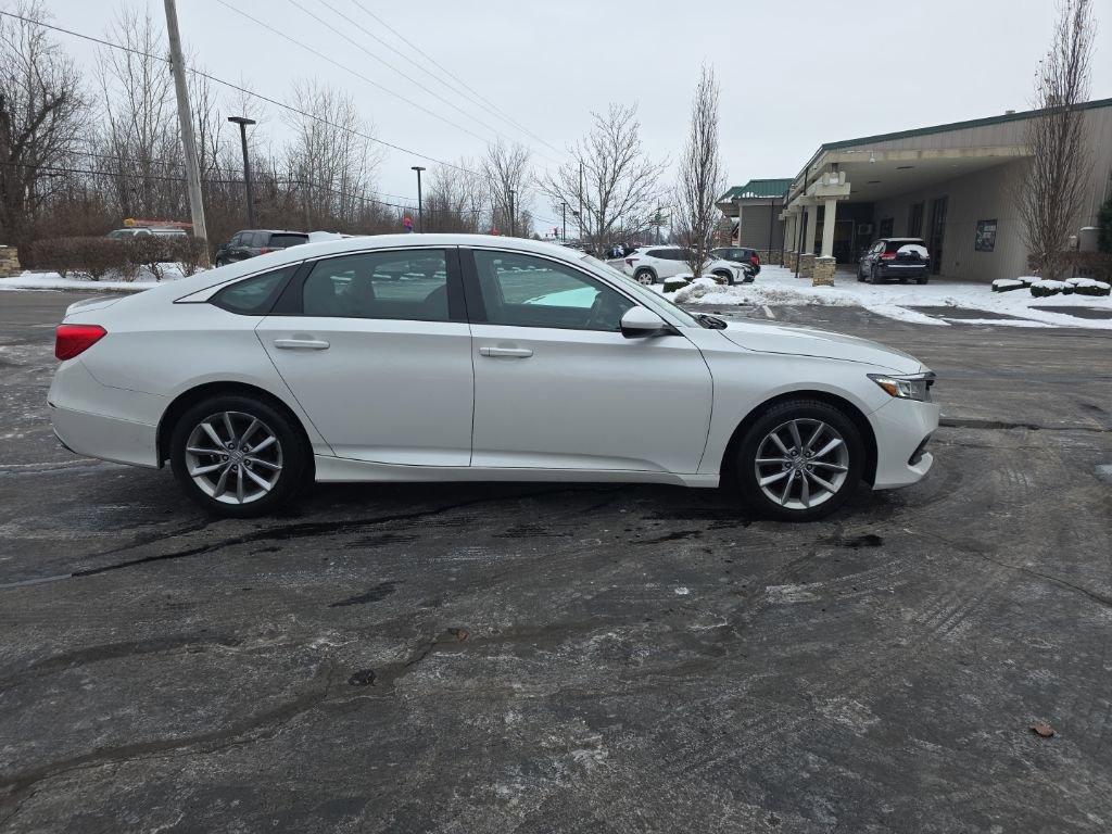 Used 2021 Honda Accord LX image 9