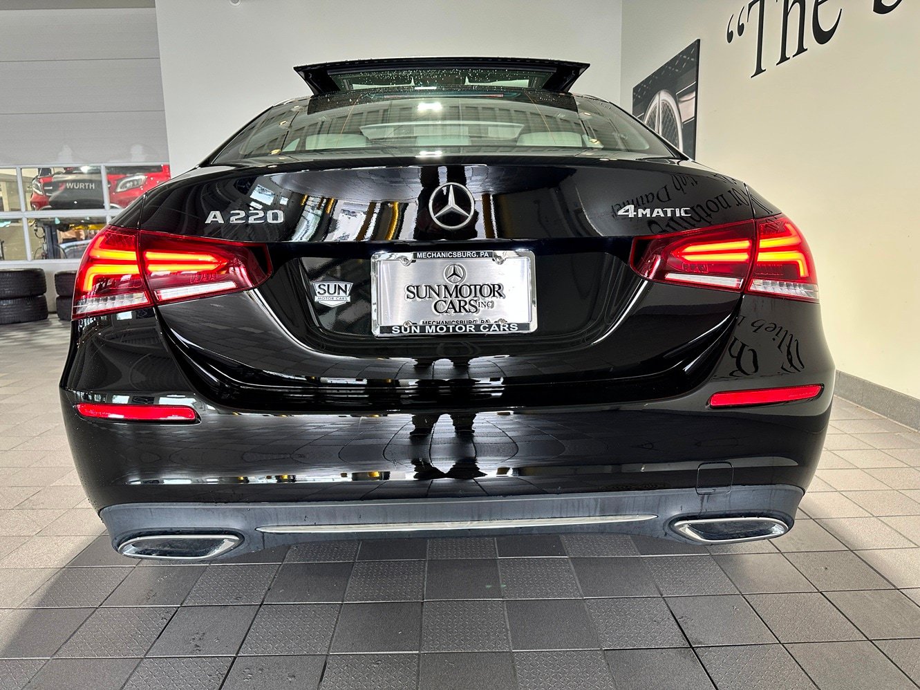 Certified 2022 Mercedes-Benz A 220 4MATIC image 5
