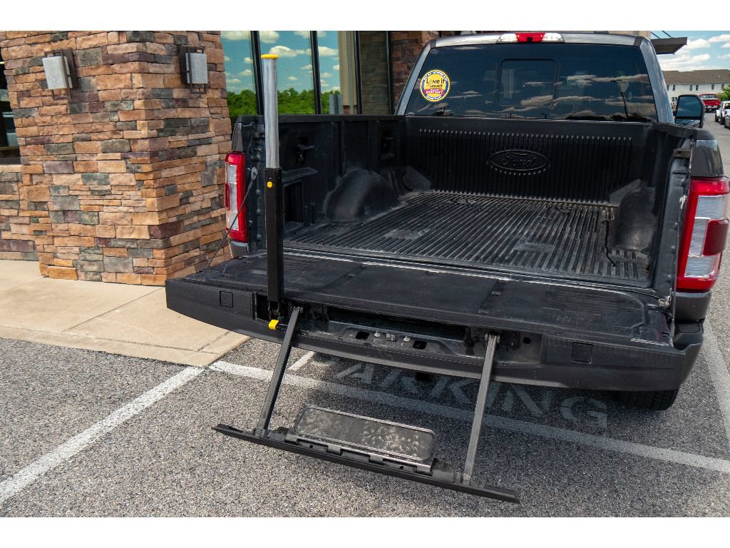 Used 2023 Ford F150 Lariat w/ Equipment Group 502A High AWD/4WD image 35