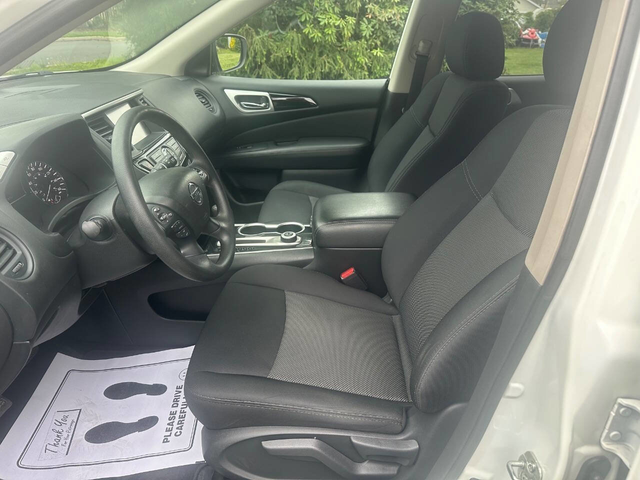 Used 2018 Nissan Pathfinder S AWD/4WD image 10