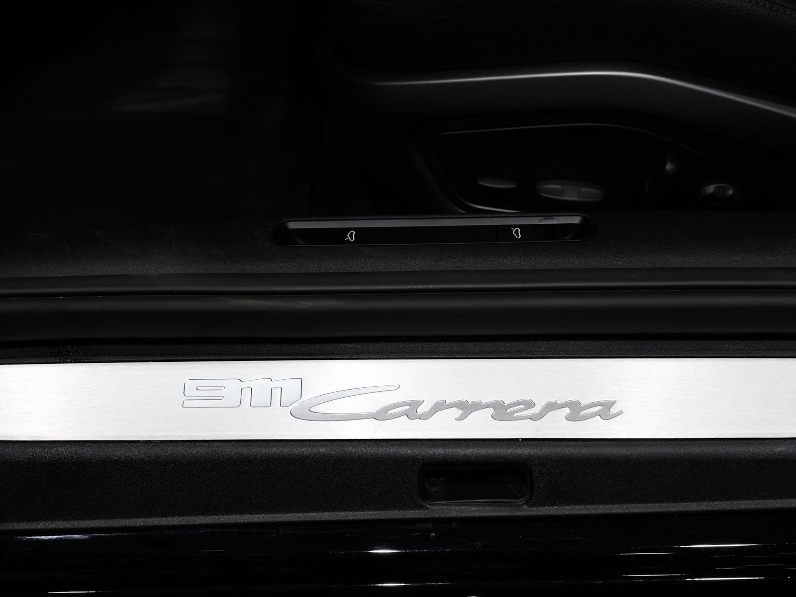 Used 2022 Porsche 911 Carrera RWD image 23