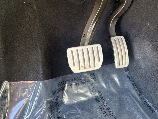 Used 2022 Tesla Model Y Performance image 12