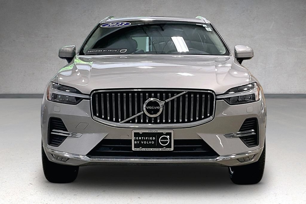 Certified 2023 Volvo XC60 B6 Ultimate w/ Climate Package AWD/4WD image 2