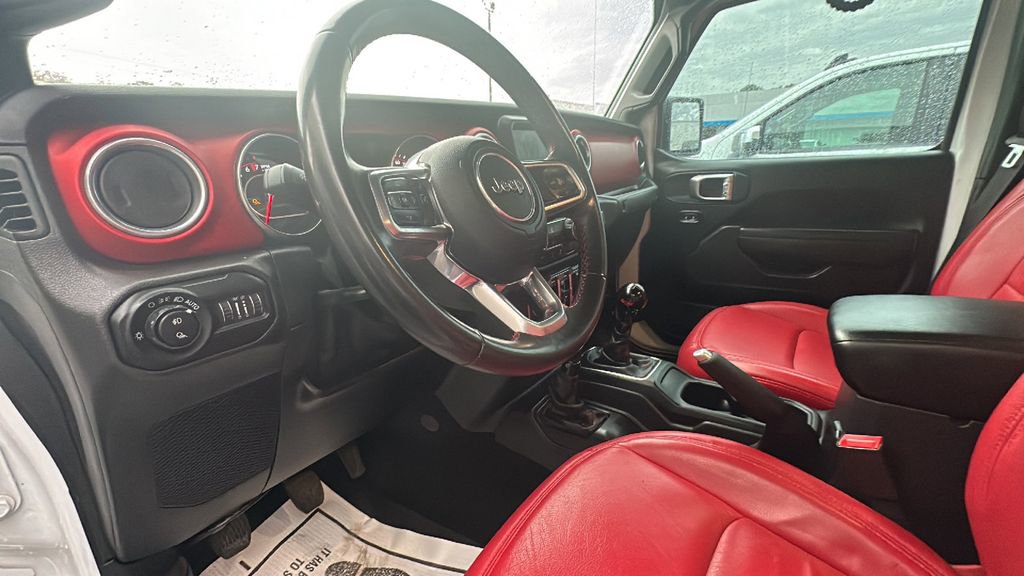 Used 2020 Jeep Gladiator Rubicon image 11