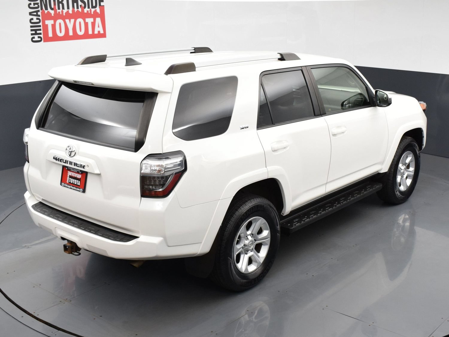 Used 2019 Toyota 4Runner SR5 AWD/4WD image 25