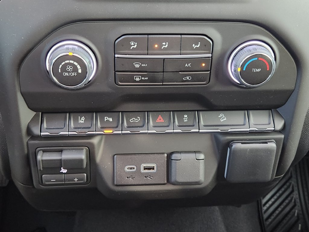 New 2026 Chevrolet Silverado 2500 Custom w/ Custom Value Package AWD/4WD image 15