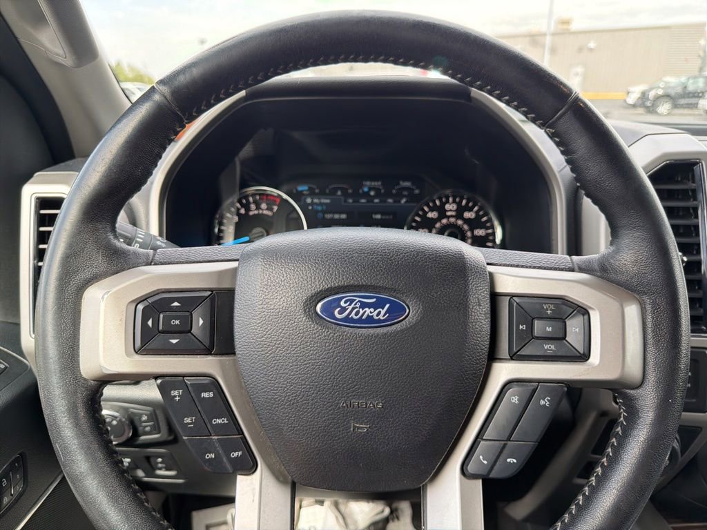 Used 2019 Ford F150 Lariat AWD/4WD image 13