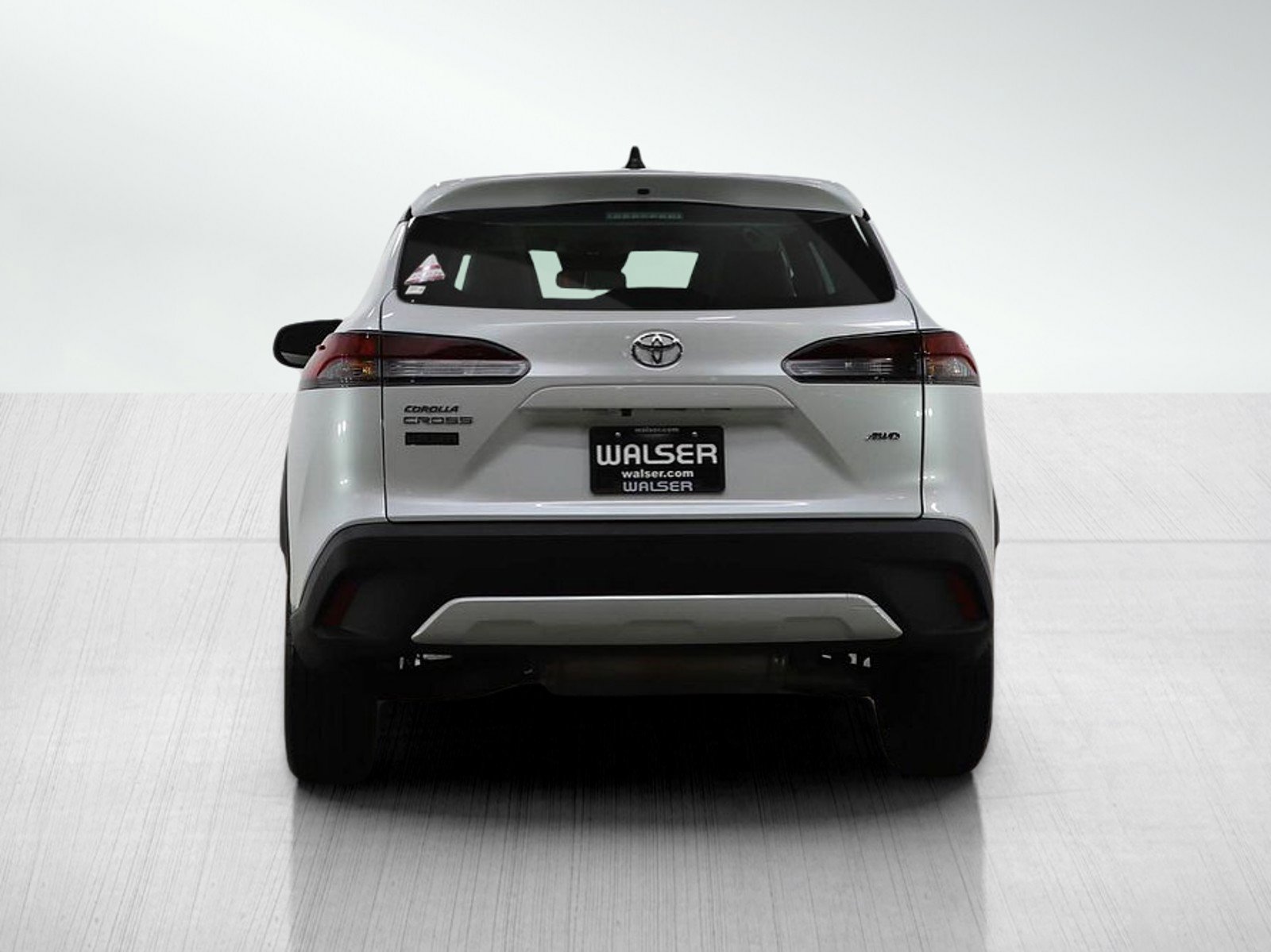 Used 2026 Toyota Corolla Cross L image 4