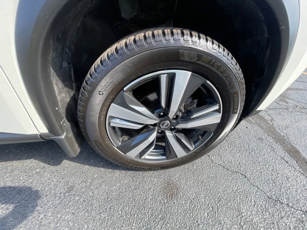 Certified 2021 Nissan Rogue SL w/ Premium Package AWD/4WD image 30