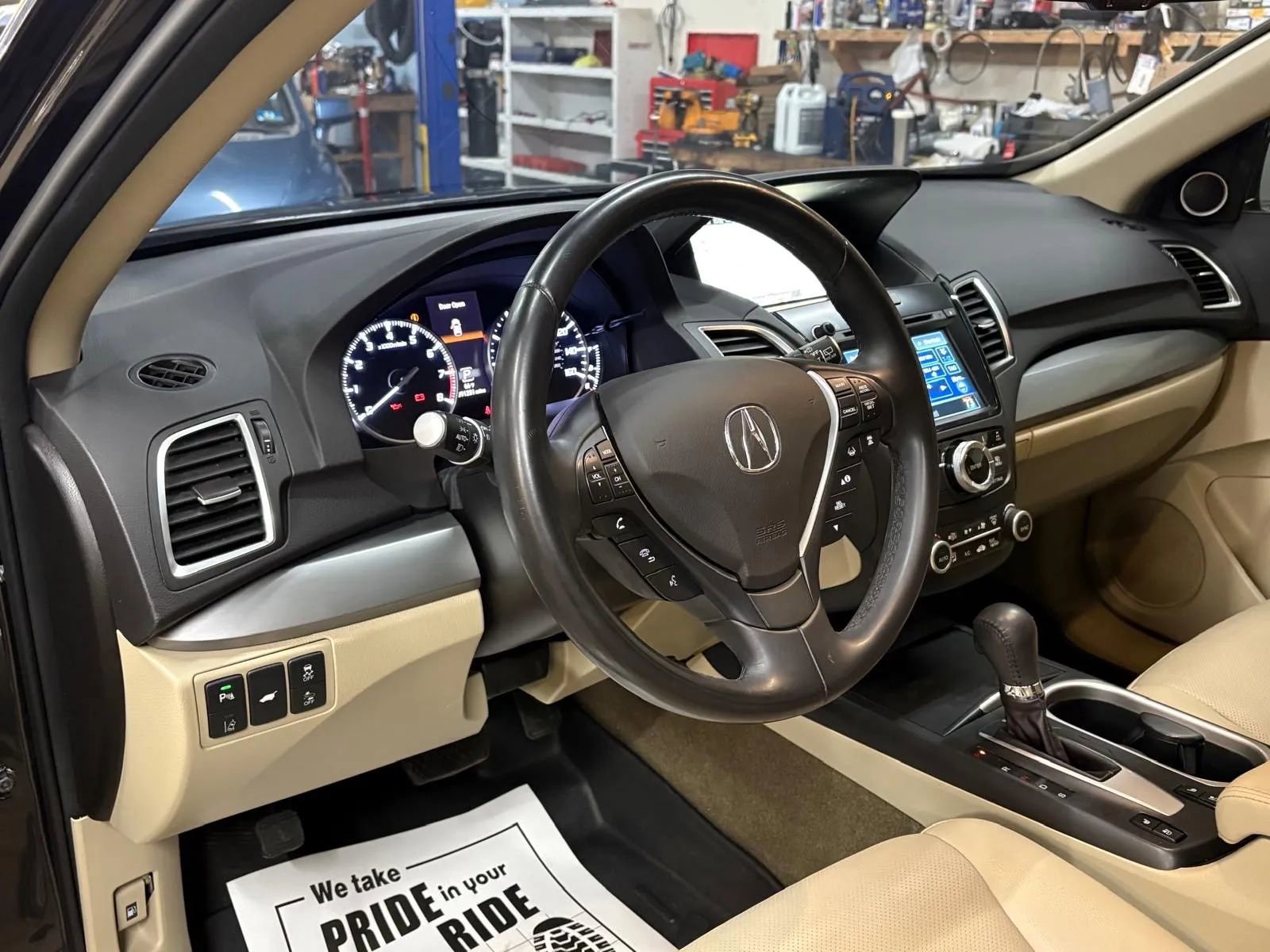 Used 2017 Acura RDX AWD w/ Advance Package image 18