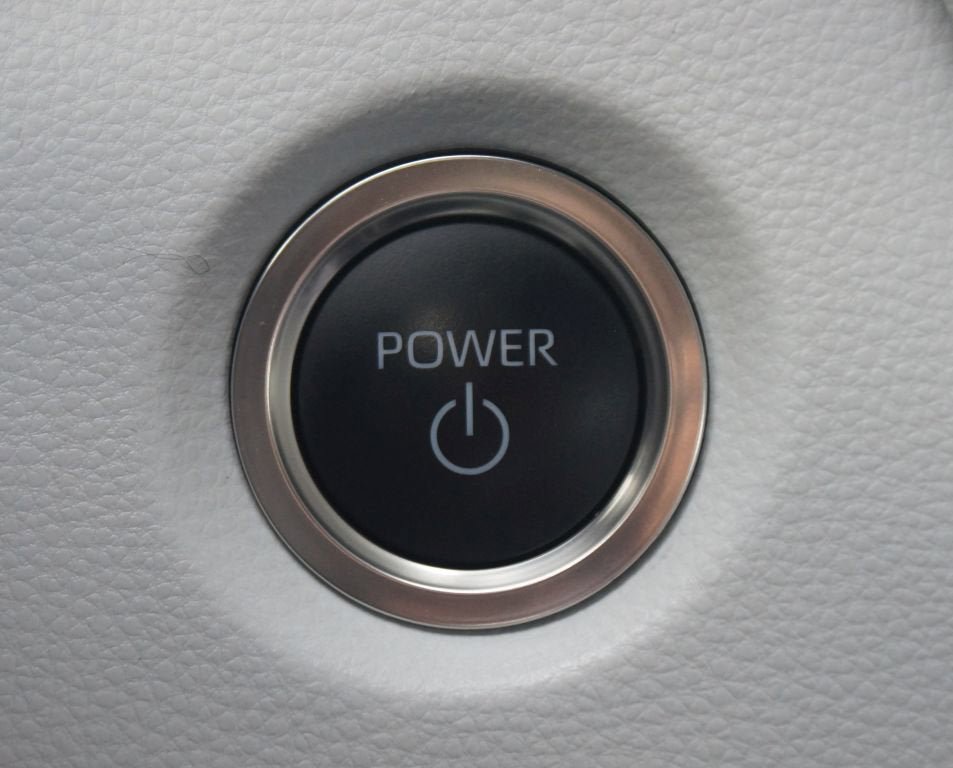 Used 2024 Toyota Corolla SE AWD/4WD image 8