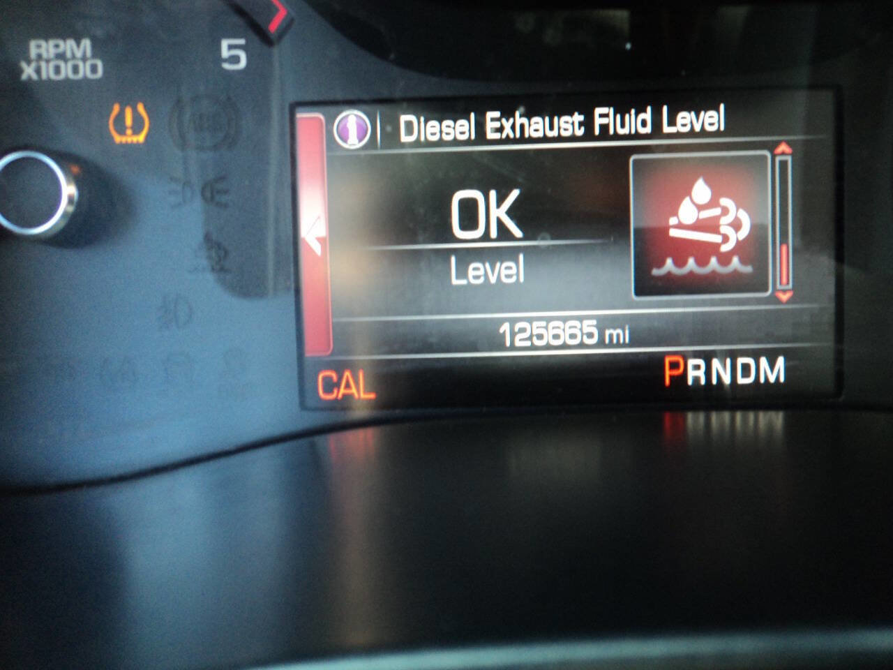 Used 2016 GMC Canyon SLE w/ All Terrain Adventure Package AWD/4WD image 12