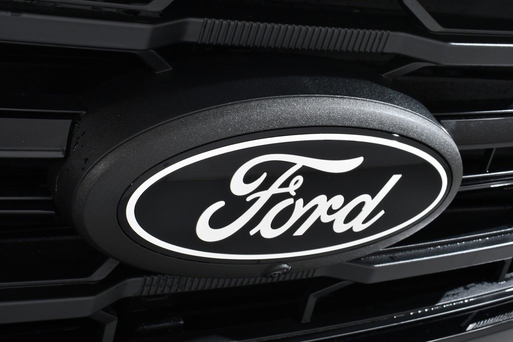 New 2026 Ford F150 XLT w/ Equipment Group 302A MID image 20