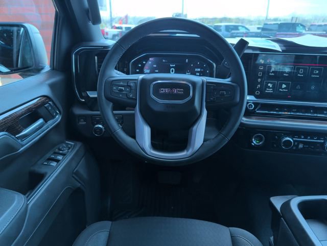 Used 2024 GMC Sierra 1500 Elevation image 2
