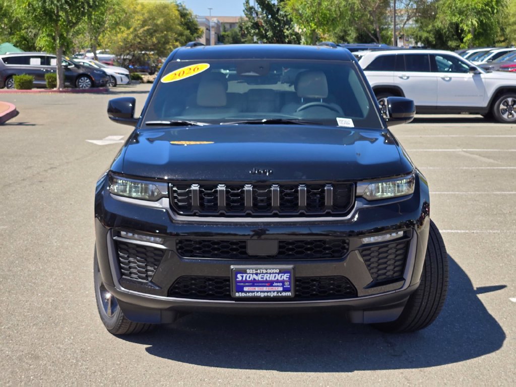 New 2026 Jeep Grand Cherokee Limited w/ Limited Altitude Package AWD/4WD image 2