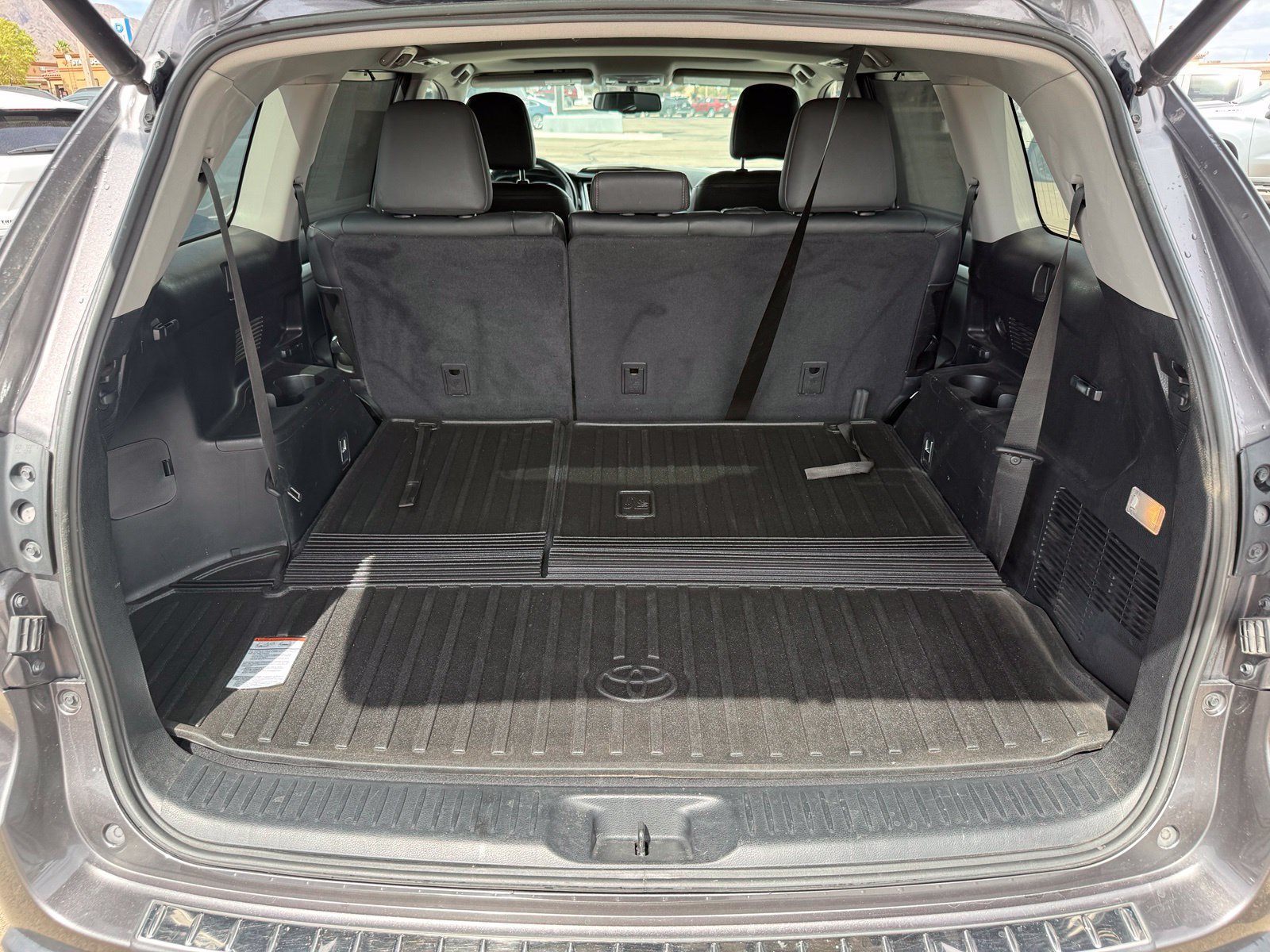 Used 2014 Toyota Highlander XLE AWD/4WD image 43