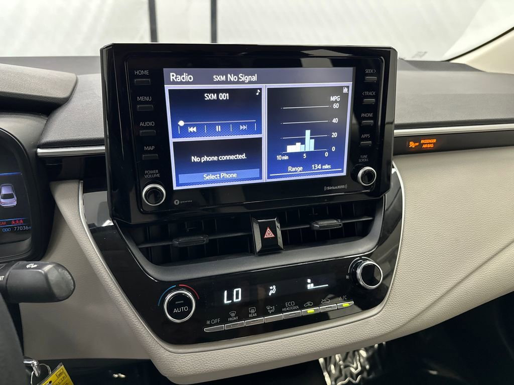 Used 2022 Toyota Corolla LE FWD image 26
