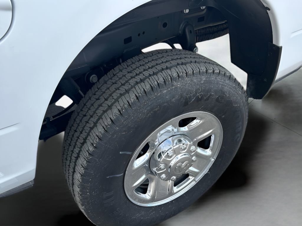 New 2024 RAM 2500 Tradesman w/ Chrome Appearance Group image 30