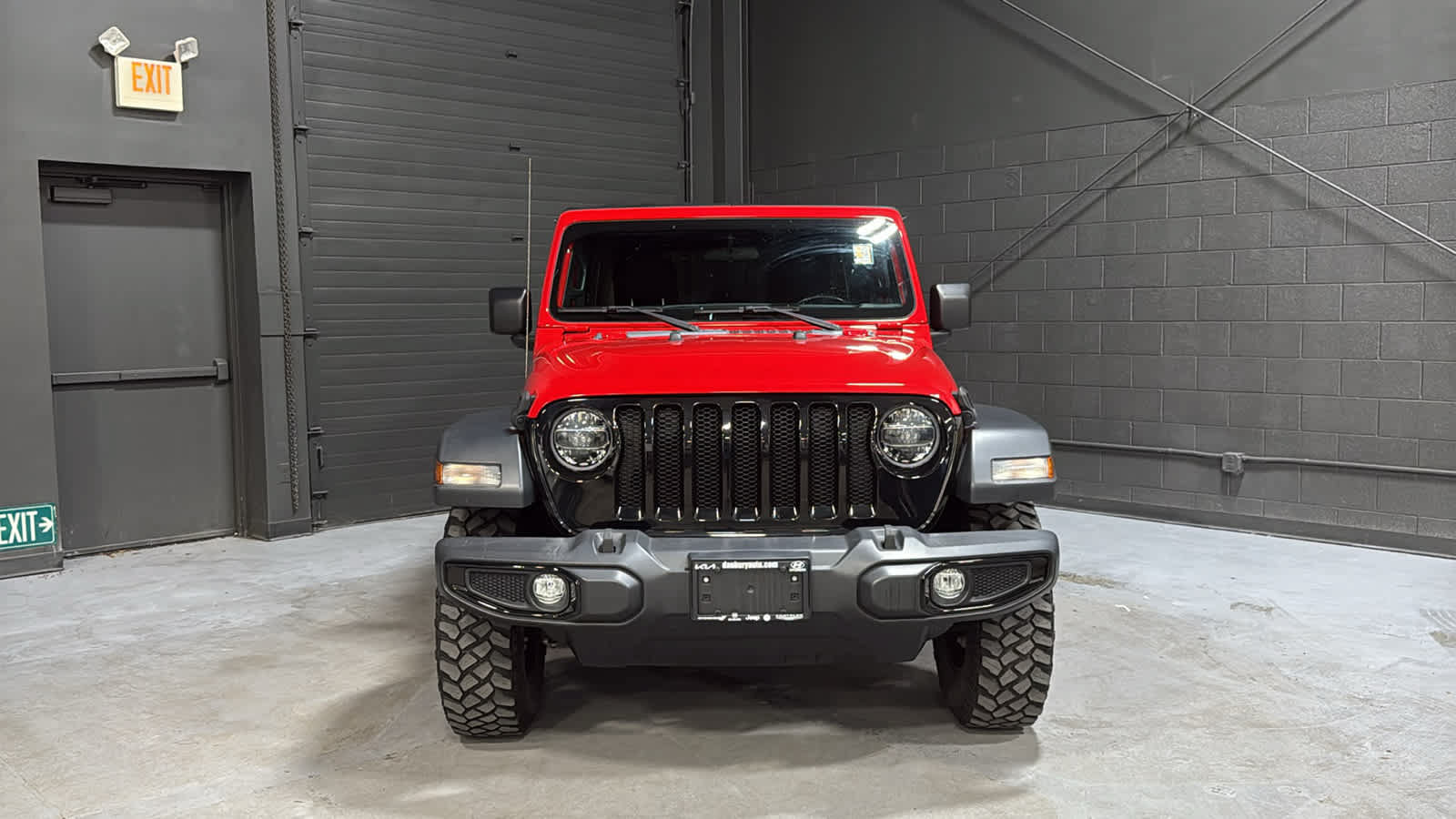 Used 2022 Jeep Wrangler Unlimited Sport AWD/4WD image 2