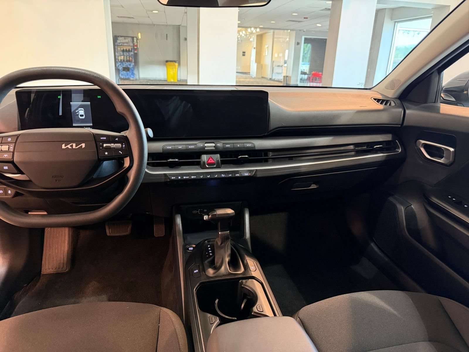 Used 2026 Kia K4 FWD image 35
