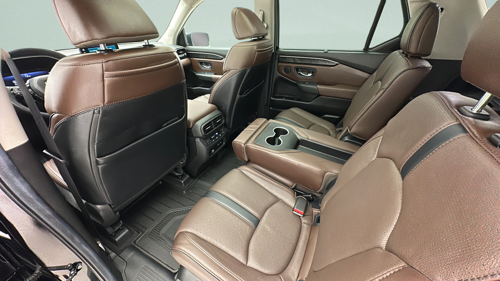 Used 2025 Honda Pilot Elite image 10