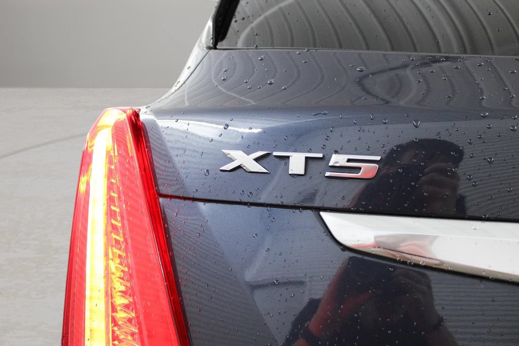 Used 2019 Cadillac XT5 FWD image 31