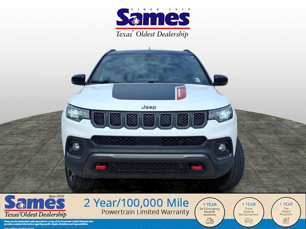 Used 2023 Jeep Compass Trailhawk image 2