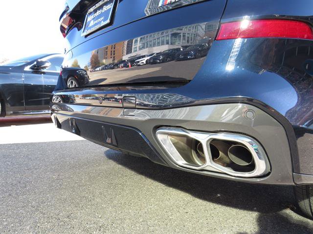 Used 2025 BMW X5 M60i w/ Executive Package image 32