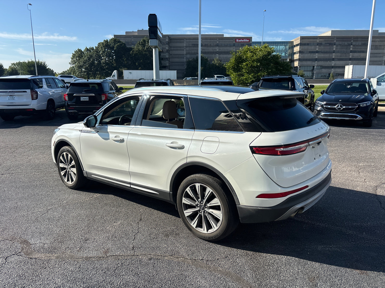 Used 2022 Lincoln Corsair Reserve FWD image 5